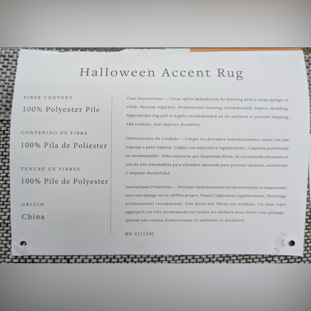 👻 NWT Loloi Halloween Oversized Accent Rug Black & White Ghost Runner Rug - Picture 2 of 5